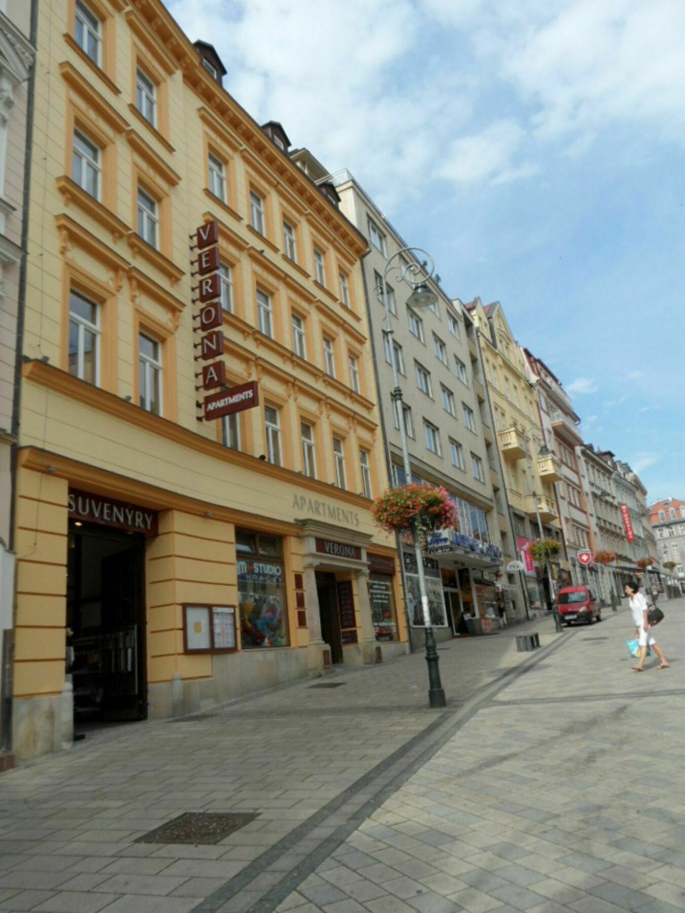 Apartments Verona Karlovy Vary Exterior photo